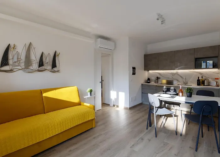 Residence La Torre con private park Trieste